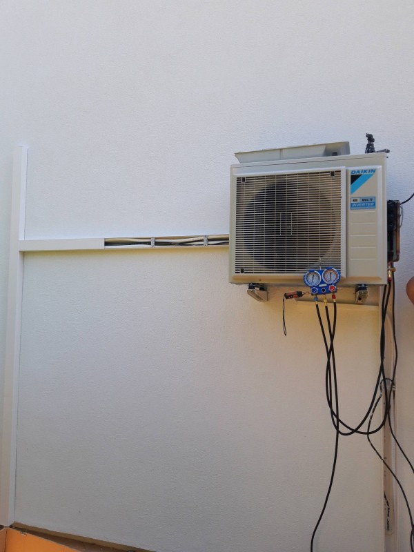 Installation pompe à chaleur air-air Daikin à Hyeres