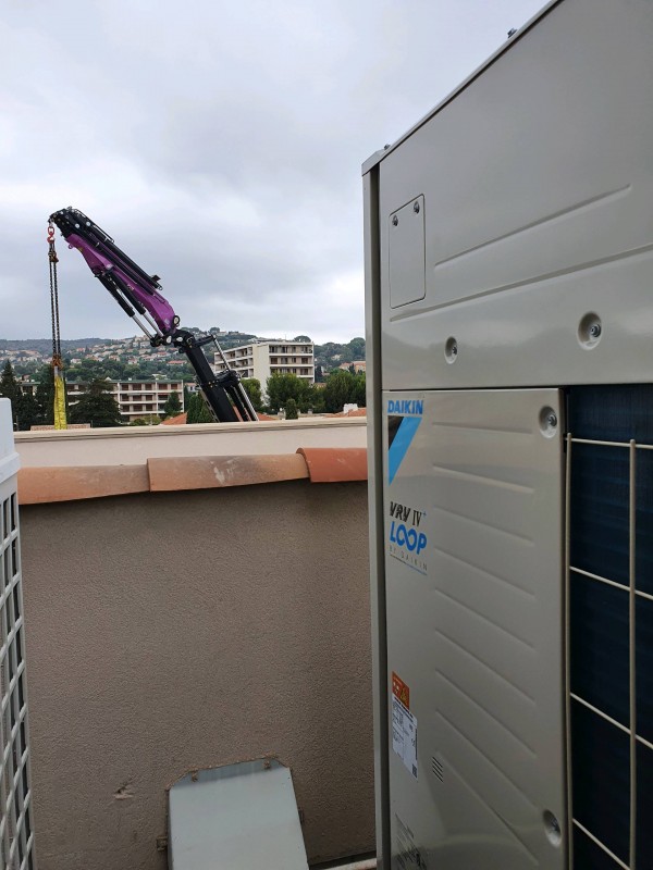 Remplacement VRV Daikin dans un immeuble  de standing à Hyères-les-Palmiers 83