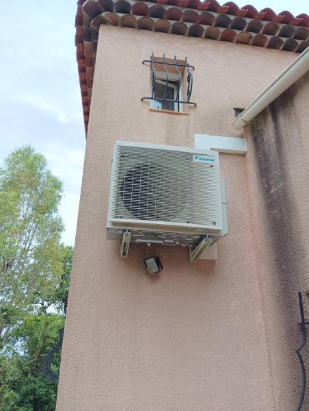 INSTALLATION clim lavandou