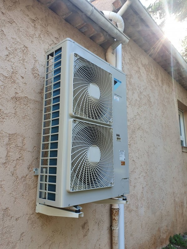 installateur pompe à chaleur air eau var