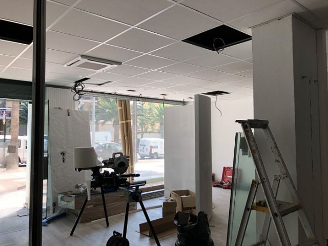 Installation climatisation Atlantic dans une agence immobilière à Hyères