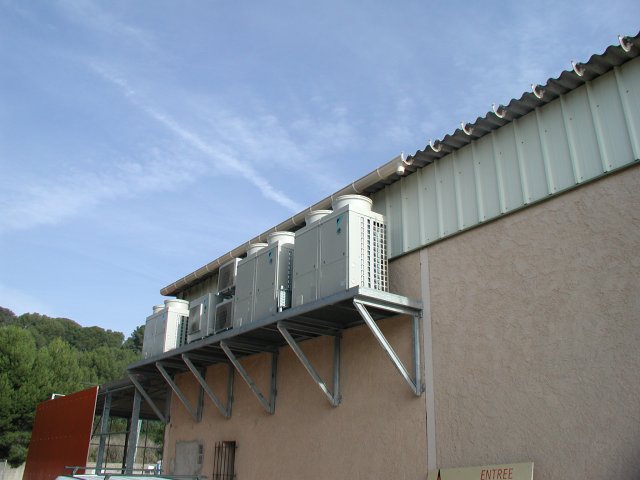 GROUPES EXTERIEURS