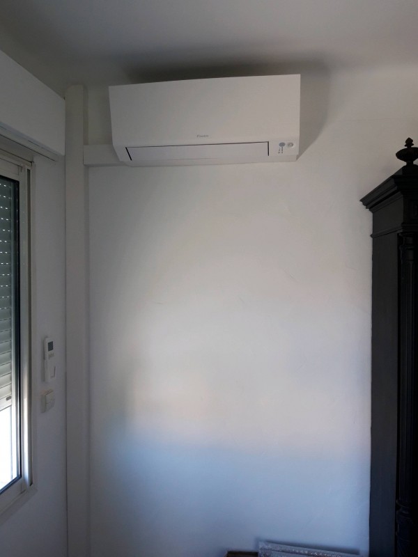 Installation pompe à chaleur air-air Daikin à Hyeres